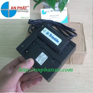 Sạc pin máy GPS RTK Trimble